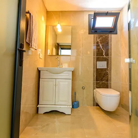 Villa Girmeler Koey Evleri Gebeler